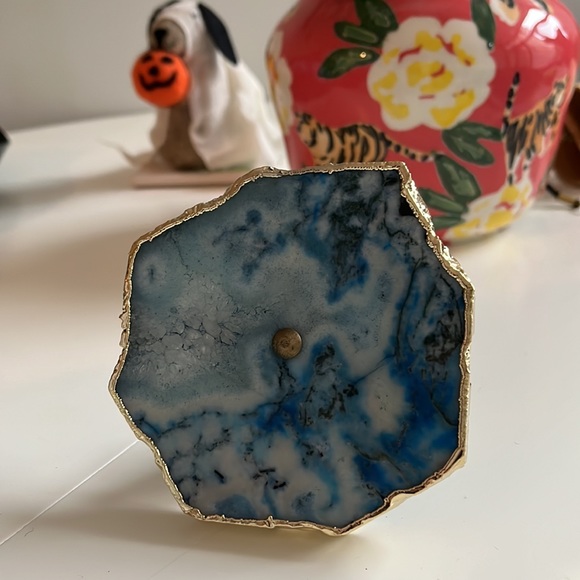 Anthro Stone Swirled knobs - Picture 6 of 8